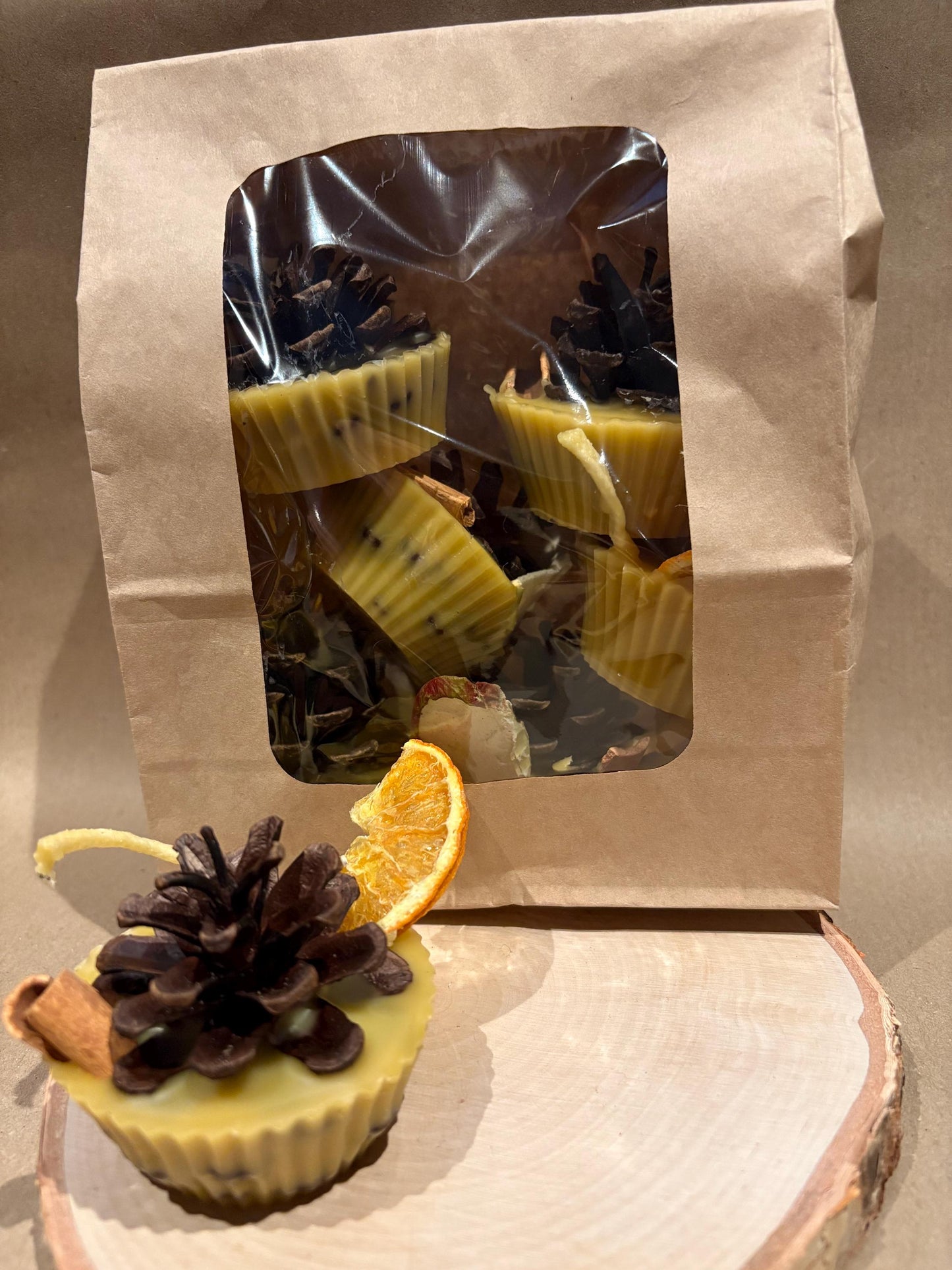 Natural Firelighters Pinecone Kindling (6-Pack) | Beeswax & Gentle Cosy Fireplace Scent