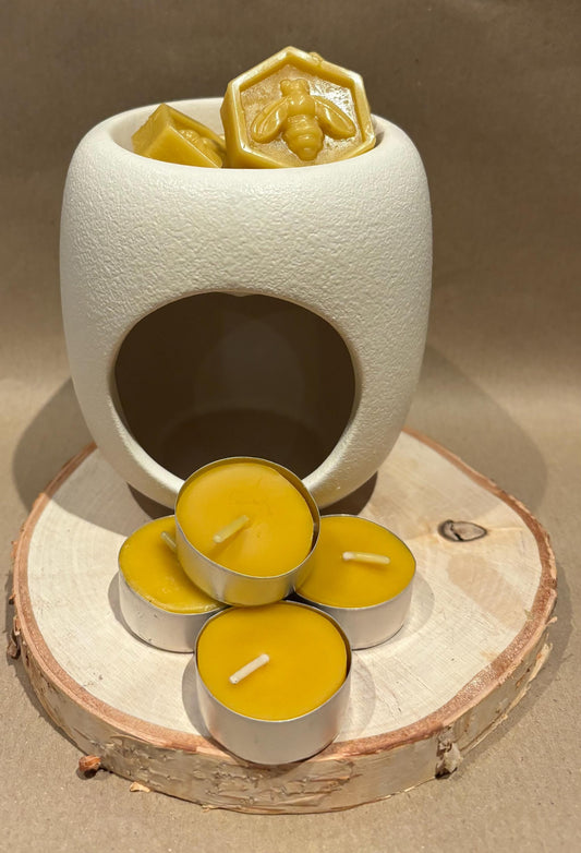 Beeswax Melting Kit – Wax Melter, 5 Beeswax Tea Light Candles & 5 Beeswax Melts