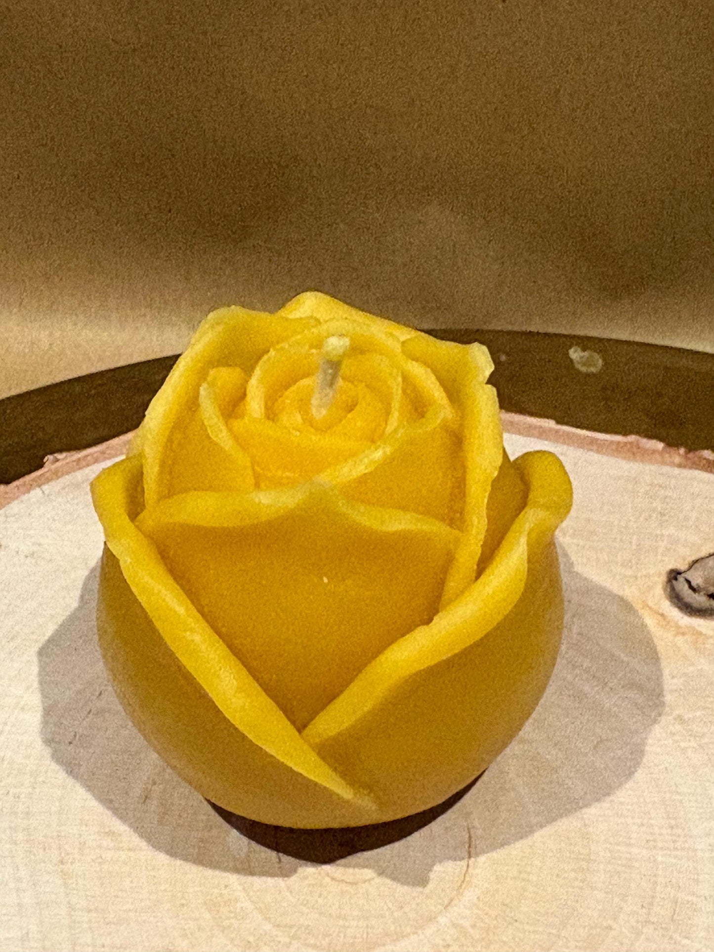 Beeswax Rose Candle – A Natural Touch of Elegance